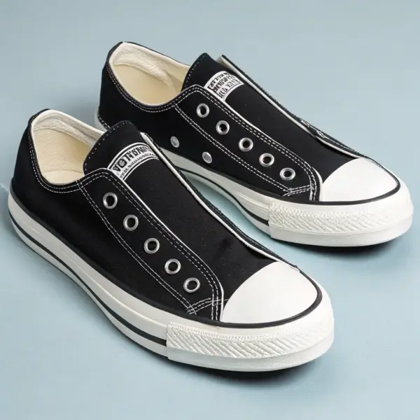 Converse Chuck Taylor Sneakers